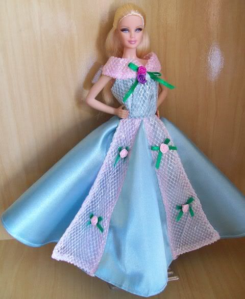 Barbie - Vestidos (MODELO 2)